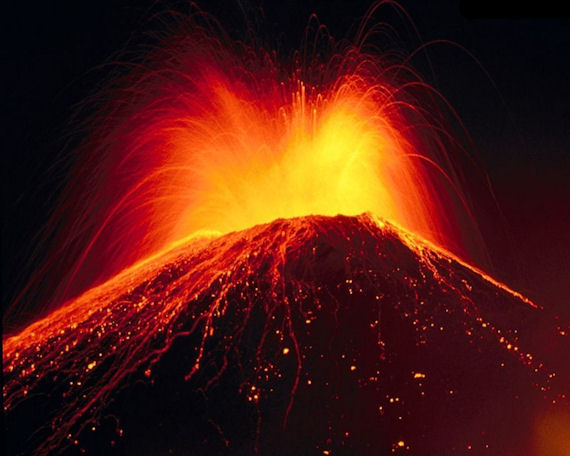 le volcan en eruption